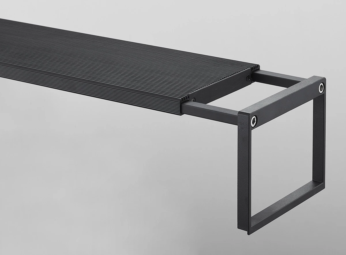 Chihiros SLIM WRGB II 30cm LED Light With Bluetooth 4 Chihiros SLIM WRGB II 30cm LED Light With Bluetooth - Image 4